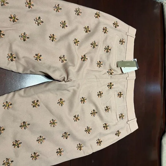 J CREW CAFE CAPRI BEADED EMBELLISHMENT SIZE 8 NWT COLOR BISCUIT - Picture 10 of 16